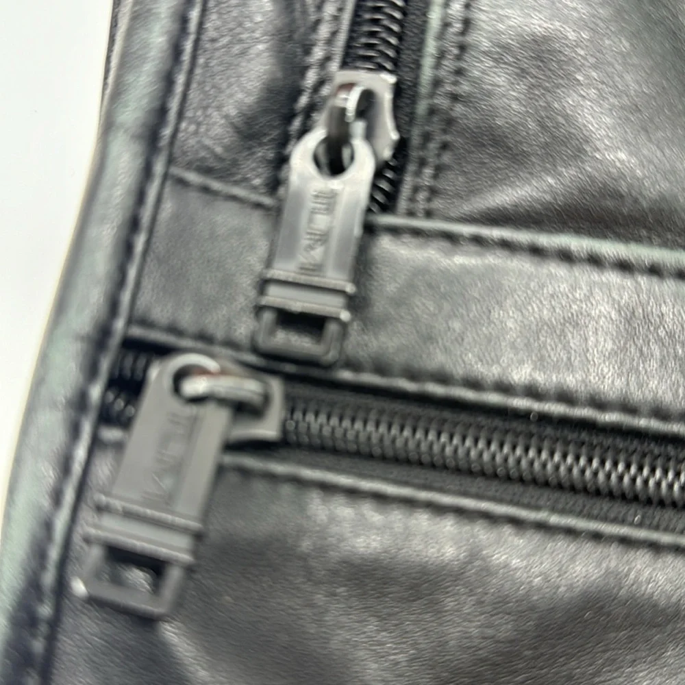 Tumi Black Super Soft Leather Briefcase BP6641B